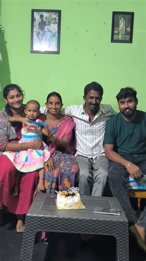 పెళ్లై 20 years దాటిన తరువాత anniverasary celebrate చేసుకుంటే ఏం బాగుంటుంది చెప్పండి😂😂#couple#good