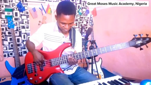 Simple African Praise Bass That Light 🔥 Up The Stage 🎸 #makossa #seben #AfricanPraise #bass #BassLessons #basstutorial @topfans | Great Moses Music Academy