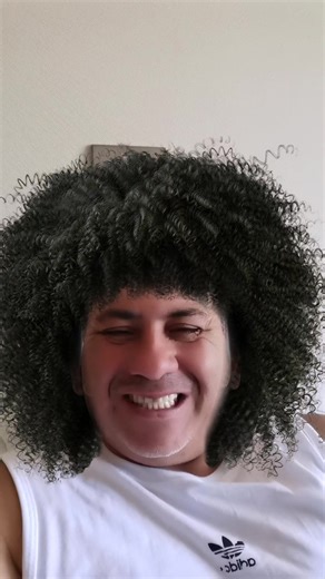 Videos de Sergio grossi (@pelaogrossi71) con “Wolf Howling at the Moon - Wolf Sounds”