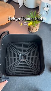 Airfryer Cleaning Hack ✨🫧🧽 that you must know! 😱 #airfryer #cleaning #cleaninghacks #cleaningmotivation #المانيا #germany #egypt #مصر #explorepage✨#تنظيف #روتيني_اليومي | MissGermany.egy