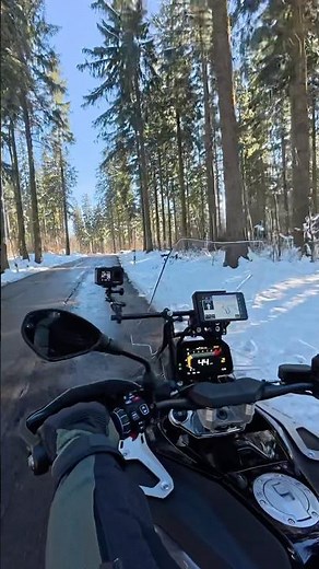 BMW R1300 GSA vs. Snow: Winter Motorcycle Adventure Through Germany's Black Forest!