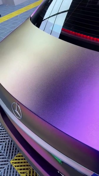 Color Changing Vinyl for Car Wrapping | Rainbow Effect in Sunlight