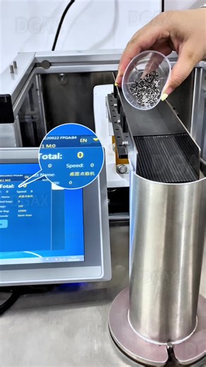 Machine makes count so easy! #counting #count #machine #plastcount #toycount #screwcounting #hardwarecounting #screwcountingpackingmachine #visioncounter #desktopcounter #countingpackingmachine