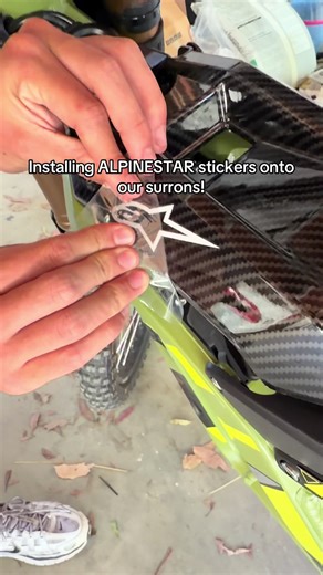 Transforms the look a ton, follow these instructions for a easy install #ebike #surron #niemo #mtb #alpinestarsticker