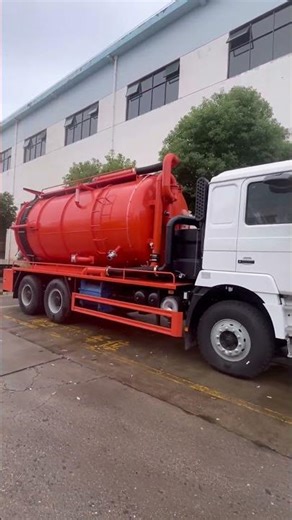 Shacman F30000 vacuum sewer cleaning truck for sale, WhatsApp: +86 13329899995.