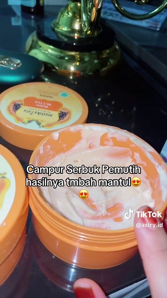 Campurkan Body Butter dan Serbuk Pemutih untuk Hasil Maksimal