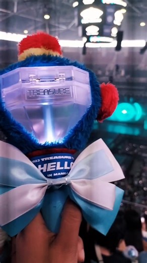 And here's to my promise that I will be there when you have your first concert here in Manila. Thank you @yg_treasure_official 💎 #hello_tour_in_manila #treasure_hello_asia_tour #treasure_hello_in_manila_d2 #treasure_yg #ygtreasureofficial #treasuremaker #teume #ygfamily