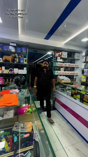 Jishan ahmed ali on Instagram: "1101 flashlight with shock feature, current light torch,rechargable torch for safety and night flambe torch,stun gun Torch available on rjmobile01.com Ambedkar Nagar No. 2, Shop No. 2, Nr. Sion Panvel Highway Opp. Durgamata Temple, Mankhurd (W), Mumbai - 400 043."