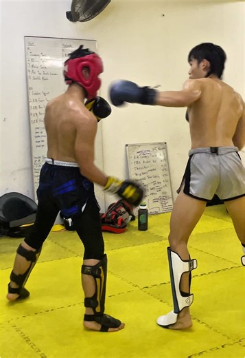 76/365 Chapter 2 | Iron flow iron👹🥊 #muaythai #boxing #kickboxing #mma