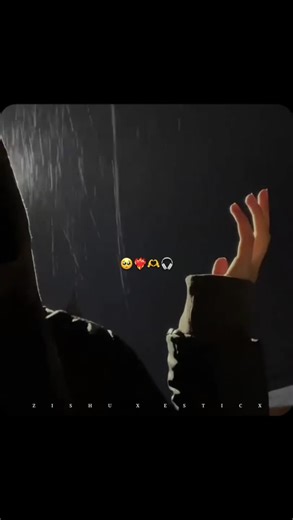 Hayee feel this song 🥺❤‍🔥🎧🫶 . . . #fyp #goviral #foryoupage #sadsong #zishuesticx