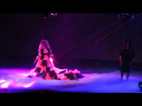 Nicki Minaj - All Things Go / Save me - Tour 2019 Berlin