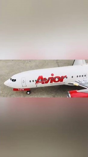 WOW !!! RC BOEING 737 MAX 8 FREEWING AL37 SCALE MODEL ELECTRIC AIRLINER / TWO SHOW FLIGHTS