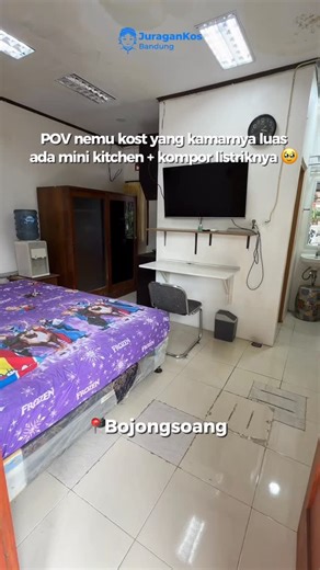 JURAGAN INFO KOST KONTRAKAN APARTEMEN DI BANDUNG RAYA on Instagram: "✨ KOST CAMPUR DEKAT TELKOM UNIVERSITY BANDUNG 🏡 TWIN HOME KOST 📍LOKASI Jl. Tulip V Blok M-1 No. 11, Komplek Griya Bandung Asri 2, Ciganitri, Bojongsoang, Kabupaten Bandung 🛵 AKSES • 2,9 KM ke Telkom University • 2,6 KM ke Transmart Buah Batu • 3,4 KM ke Pintu Tol Buah Batu 💵 HARGA SEWA Tipe A (Ukuran 3x3) Rp 700.000/Bulan Tipe B (ukuran 3x4) Rp 1.000.000/Bulan Tipe C (Ukuran 4x4) Rp 1.300.000/Bulan 🛏️ FASILITAS KAMAR Tipe 