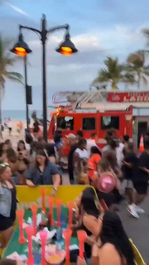 Just because you're on spring break doesn't mean you can't buff #gogetembrothers #ggb #firefighter #firefighters #fire #feuerwehr #firedepartment #fireman #firefighting #firetruck #bomberos #rescue #firerescue #paramedic #police #firefighterlife #brotherhood #ems #firedept #pompier #chiefmiller #pompiers #firstresponders #feuerwehrmann #emt #freiwilligefeuerwehr #fireservice #thinredline #emergency #firefighterposts | Brotherhood Buffs