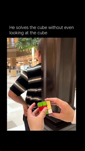 𝐅𝐀𝐂𝐓 | 𝐇𝐈𝐒𝐓𝐎𝐑𝐘 | 𝐈𝐍𝐅𝐎 on Instagram: "What looks like a magic trick is actually pure skill. 🎲🔥 A guy hands his Rubik’s Cube to a friend and tells him to scramble it as brutally as possible — fully random, fully chaotic. The friend mixes it without mercy. But when he gives it back… the solver closes his eyes, steps aside for a moment, and goes silent. Then he plac