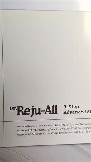 I received this fabulous box from @stylekorean_global and @rejuall_official for try and review purposes. This box contains three step skincare routine full size products and travel size products. Dr.Reju-All Advanced Retino-Mela Serum This serum is a true game-changer for brightening and refining the skin. The combination of 0.1% HPR with TXA works beautifully to target pigmentation, uneven tone, and dullness while still feeling gentle and comfortable on the skin. The addition of a-bisabolol hel
