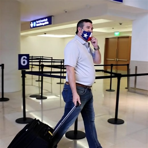 Ted Cruz Escapes the Winter Storm for Vacation