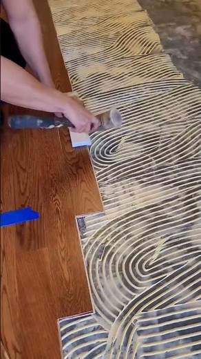 Engineered Hardwood Installation ✅️ Glue Down using Bona QUANTUM™ R851 ✨️