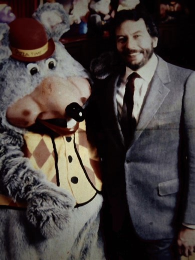 Exploring the Five Nights at Freddy's Movie and Chuck E. Cheese