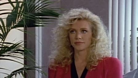 1st & Ten S06:E02 - Old Dogs, New Tricks