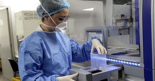 Δημήτρης Σούρας: Τι είναι ο σταφυλόκοκκος χρυσίζων - Το μικρόβιο που προκάλεσε τη λοίμωξή του