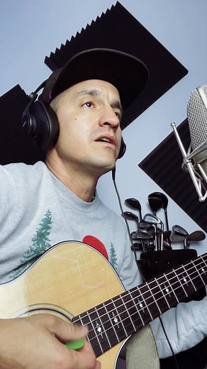 Identifying Poisonous Berries: A Visual Guide