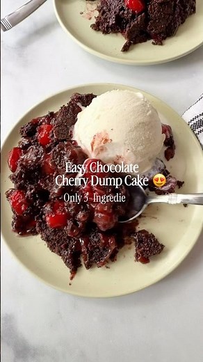 Chocolate Cherry Dump Cake - only 3 ingredients!