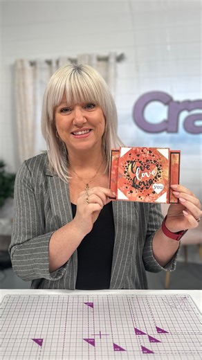 Fancy a new die-set? 👀✨ Our new Confetti Cut-in Dies creates statement pieces for your card making - they are gorgeous! Let us know if you treat yourself! 💕 🛍️ Shop the entire range here! 🇬🇧 https://bit.ly/3sz8up1 🇺🇸 https://bit.ly/3vYyFXJ | Crafter's Companion