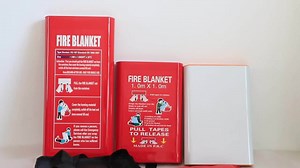 Custom Multiple Sizes Reusable Fire Fighting Equipment Fiberglass Cloth Fire Blanket Roll