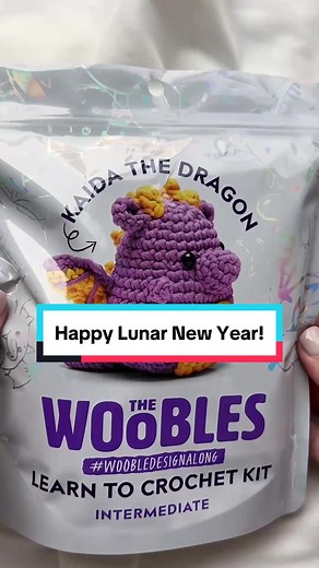 This festive edition of Kaida the Dragon and her matching Tiny Envelope are here to wish Wooblers everywhere a very happy Lunar New Year! #thewoobles #amigurumi #crochet #crochetkit #amigurumikit #learntocrochet #learncrochet #crochetforbeginners #amigurumiforbeginners #learnamigurumi #crocheting #learntocrochetkit #wooblescrochet #crochetdragon