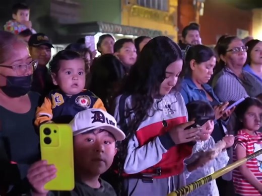 2.4K views · 17 reactions | ✨ La magia del Xantolo llegó a Villa de Pozos con música, color y tradición. Inicia el Festival del Día de Muertos fortaleciendo nuestras raíces.  Comparsa “Los Vaqueros” del Hulero, Tampacan, S.L.P. #Xantolo2025 #FestivalDiaDeMuertos #Tradiciones | El Mañana SLP | Facebook