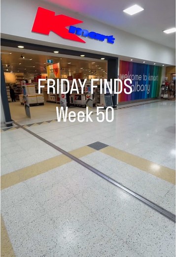 FRIDAY FINDS - Week 50 This week while shopping in Kmart I spotted they have a NEW car boot organiser. I love my old one, I use it every week for groceries but the new one has a better layout and also comes with a removable cooler bag, making it even more practical! I also noticed it’s a lot sturdier than the older version. Have you seen these yet? Happy Friday! 🙌🏻 . . . #fridayfinds #kmartfinds #kmarthack #kmarthacks #kmarthome #kmartaus #kmartaustralia #kmartlove #kmartmum #kmartfind #mumhac