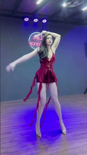 💃 SHOCK! HOT GIRL DANCE 50S | THIS VINTAGE SWING CHOREOGRAPHY WILL BLOW YOUR MIND!