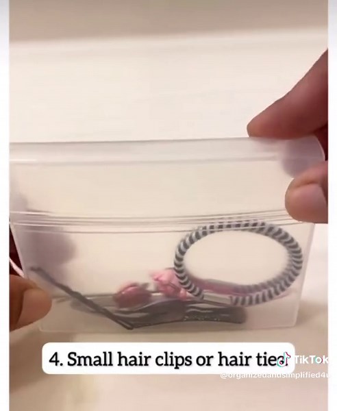 6 ways to reuse a plastic gum container. 🫶🏽🌎♻️#recycle #upcycle #re...