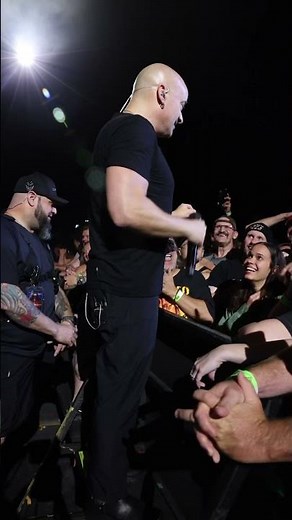 Taylor Swift kicks ass! 🤘 #disturbed #takebackyourlifetour #taylorswift #livemusic