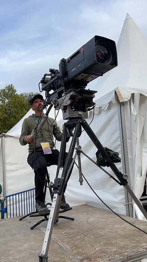 Notre ursa broadcast fibre et équipée d une boxlense x20 Fujinon pour ce tournage. | Rodeoprod