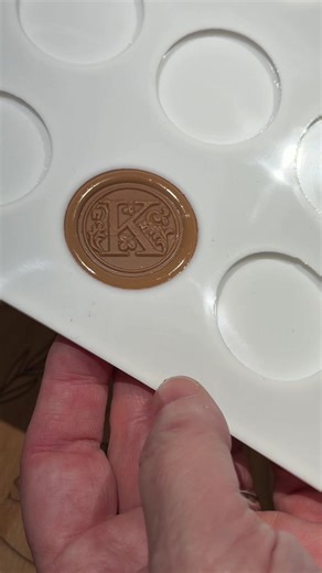 Good old #courtneycook inspiring our tastebuds and letting us live our lives with filthy snacks #chocolate #weetabix #bougie #filth