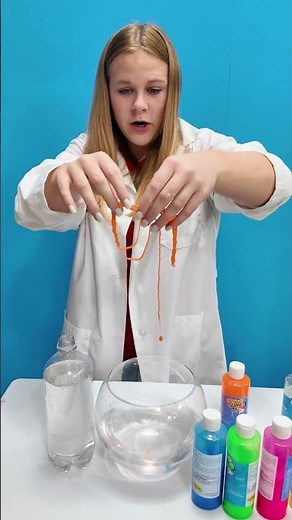 Assistant uses Science to Turn Slime into Silly String #theengineeringfamily #science #chemistry