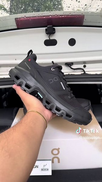 ON Cloudrock Low Waterproof “Black” ☁️ Men's & women’s sizes are available for Pre-Order on our online sneaker store. 📩 #sneakers #sneakerheads #sneakercollection #shoes #ONcloud