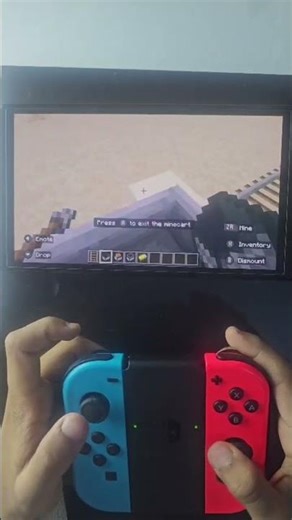 I MAKE VERY EASY TRAIN IN MINECRAFT🚉