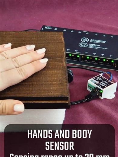 Hands and Body sensor https://www.escaperoomsupplier.com/product/hands-and-body-sensor/ #foryou #escaperoompuzzle #escaperoom #electronics #escaperoomsupplier #escaperoomelectronics #PlugAndPlay