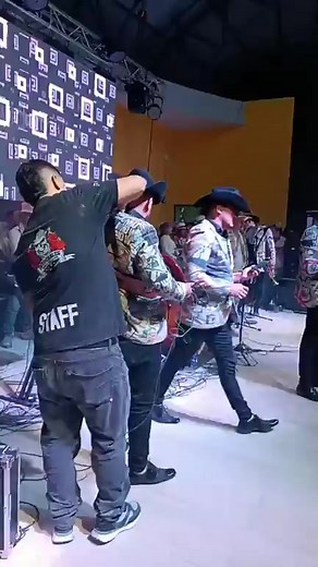 #Intocables Banda en Santiago Putumayo Mexicana 6️⃣ de enero 🎊 🎭Carnaval Cultural de Negros y Blancos 2️⃣0️⃣2️⃣4️⃣ 💃🎸💯 | Alcaldía Municipal de Santiago Putumayo