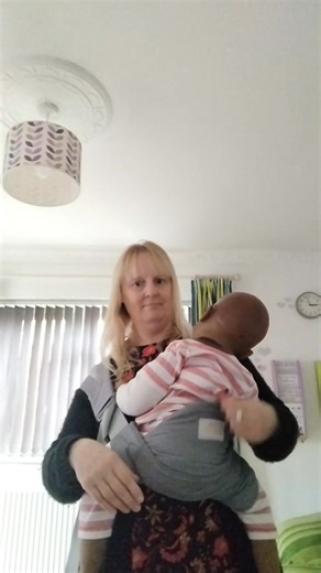 A couple of weeks ago I got given a 'Mumgaroo Multi-function Baby Carrier'. You may remember I posted some photos of the box and instruction booklet, which had badly written, and conflicting, safety information. This first post can be found by following the link: www.facebook.com/share/p/17HMXHsC3s/ Anyway, this afternoon I finally got a chance to try it out properly. As I suspected, it is not safe for hands-free carrying, despite what it says on the box. I found some official images of it onlin