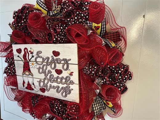 Enjoy the Little Things, Lady Bug, Welcome Wreath - Etsy