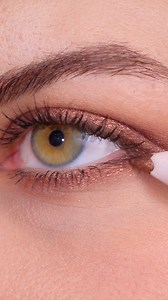 Warm lids, lifted lashes. Metallic Cinnamon and Ooh La Lash create subtle definition and soft radiance — an easy way to elevate your autumn look. | ZOEVA