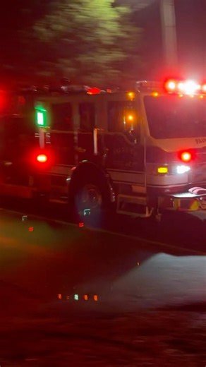 Fairview Engine 1 Responding to a Structure Fire