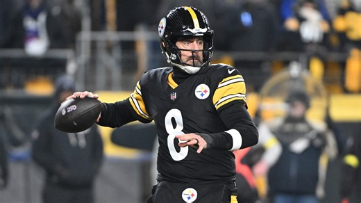 Late touchdown pass puts Aaron Rodgers, Steelers into AFC playoffs