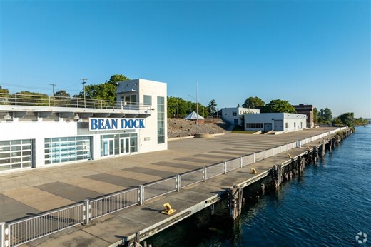 Free Trade Zone Warehouse - Port Huron, MI for Sale | LoopNet