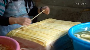 Papyrus makers in Egypt keep their 5,000-year-old craft alive