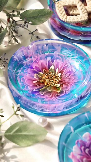 Stunning 3D Flower Effect Ashtray | Resin Craft Ideas